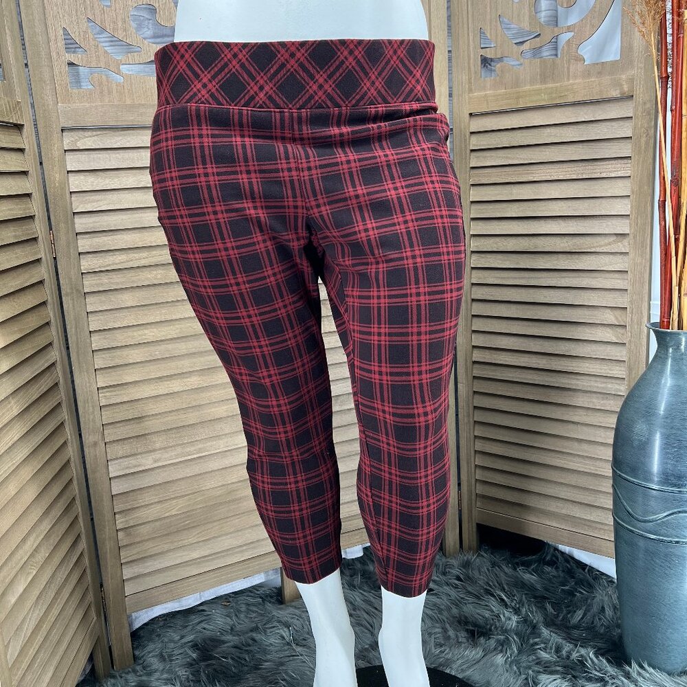 Torrid Studio Ponte Slim Fix Plaid Pixie Pants – Size 3 (22/24)